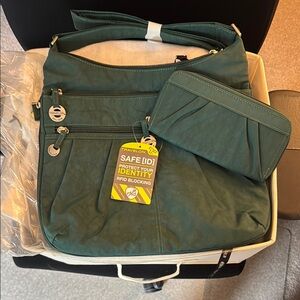 Travelon Teal Anti-Theft Crossbody Bag with Wallet